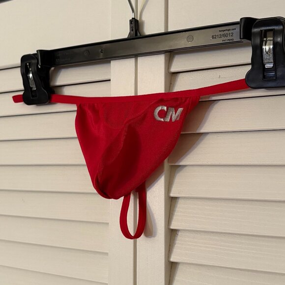 Cover Male Red Mesh G-String - Picture 1 of 3